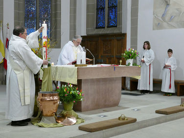 Lumen Christi - Auferstehungsmesse in St. Crescentius (Foto: Karl-Franz Thiede)